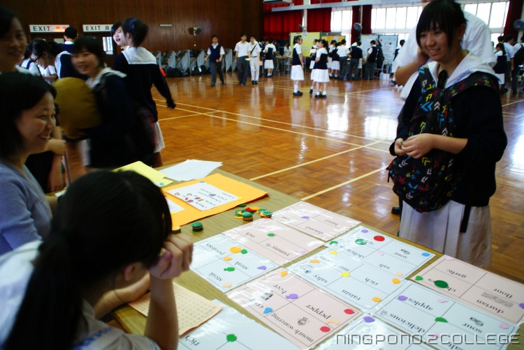 English Week - Game booths
