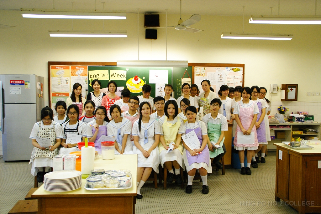 English Week - Cup-Cake Making